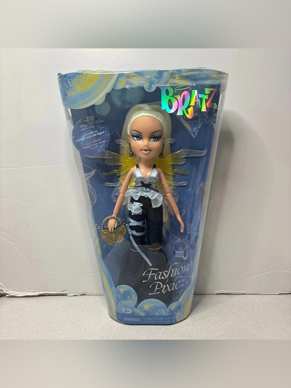 Bratz Fashion Pixiez Cloe Fantasy Doll Wearable Wings Ring Fashions Accessories